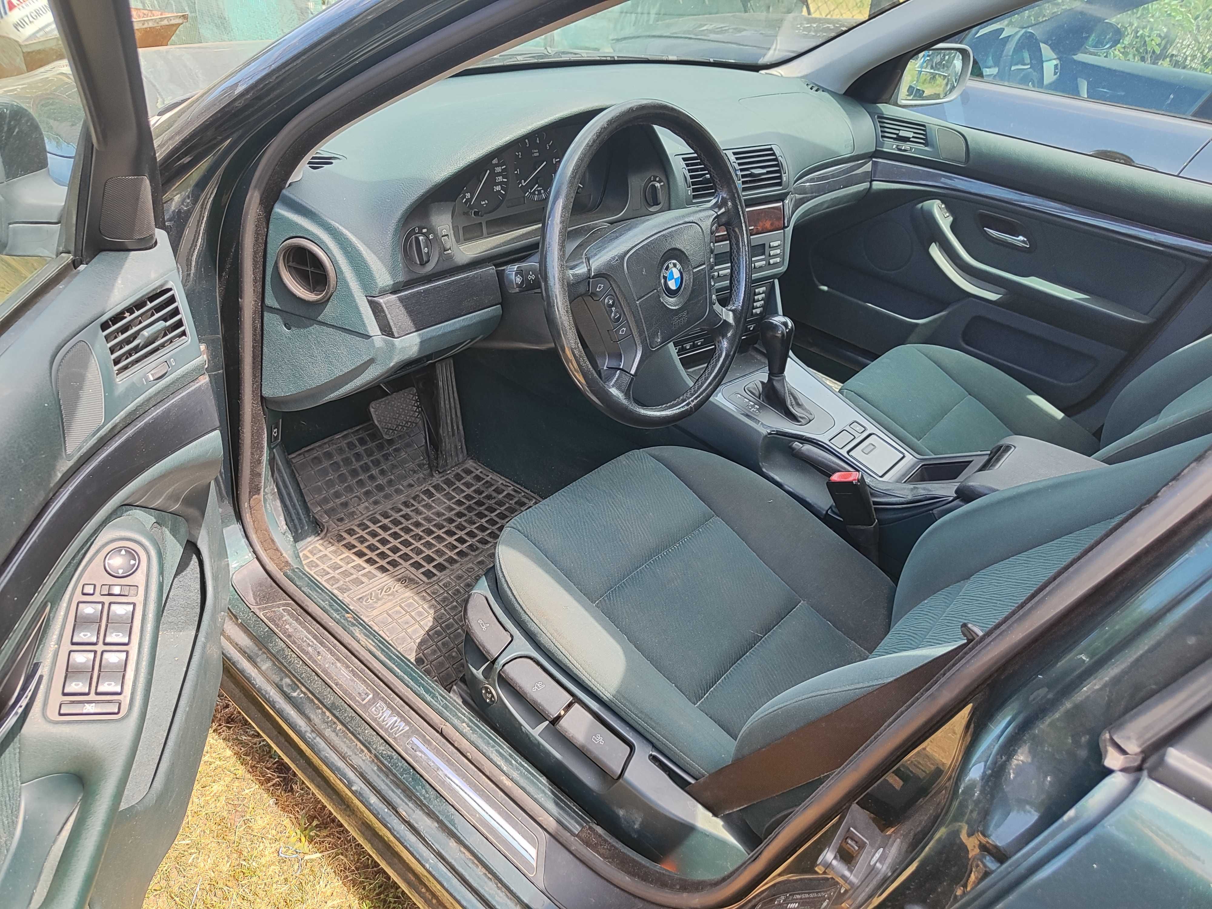 BMW E39 520 2.2 bezyna
