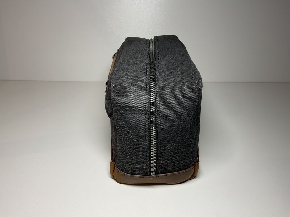 Wiedźmin Witcher Kosmetyczka Organizer Podróżny Szkoła Wilka - NOWA