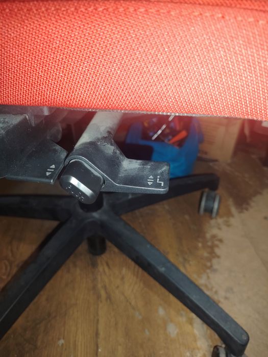 Fotel  obrotowy profim light up 250