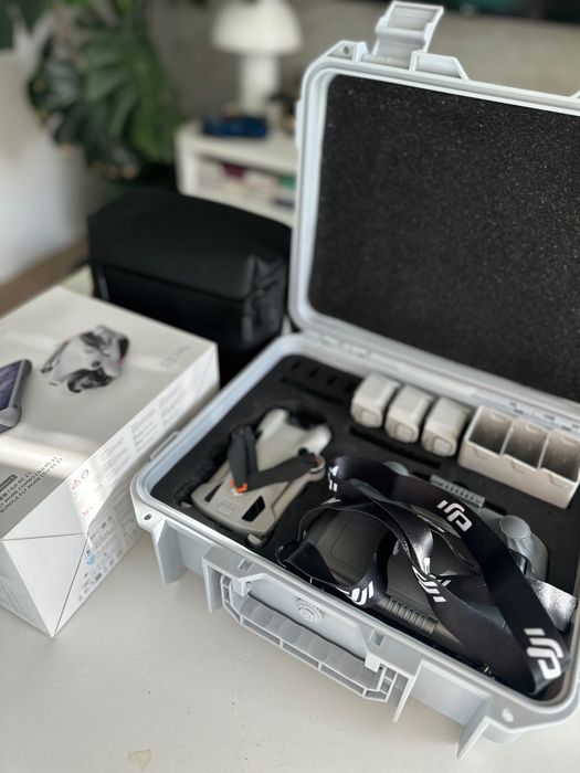 DJI mini 4 PRO - Care, Fly More Combo -full set-walizka,RC2,torba