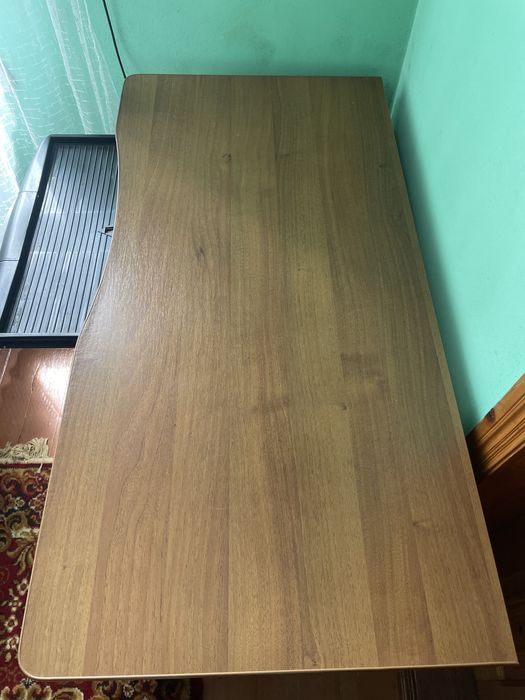 Продам компютерний стіл