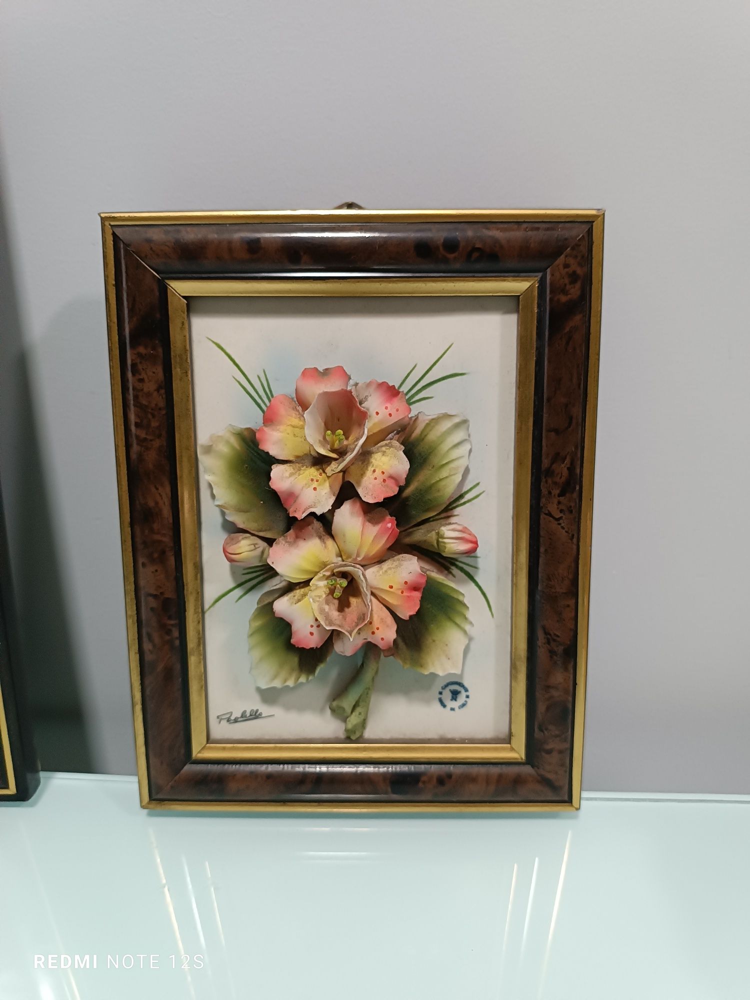 3 Quadros em porcelana