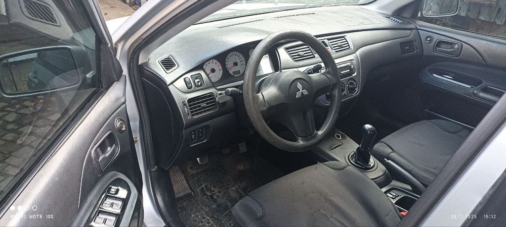 Мітсубіші лансер 9.