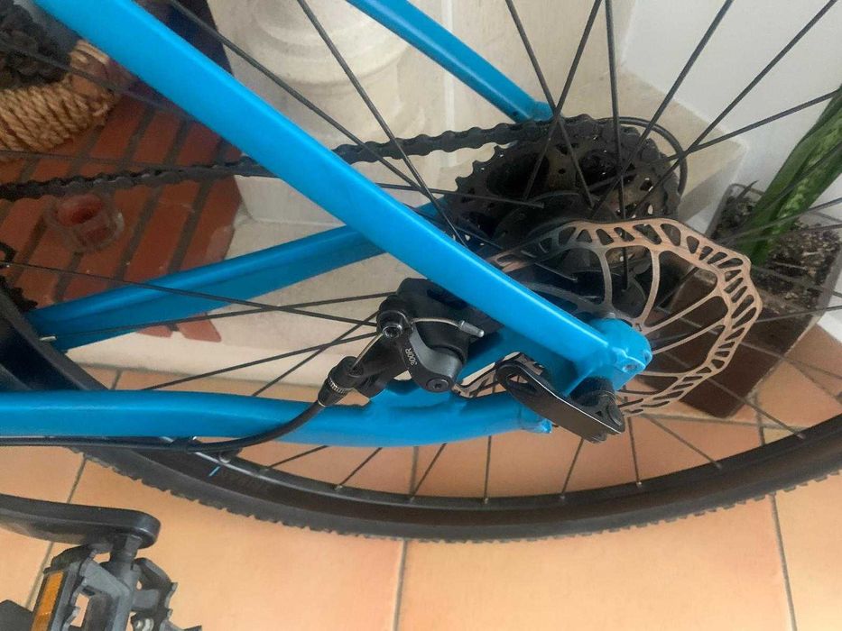 Bicicleta TRIBAN 500