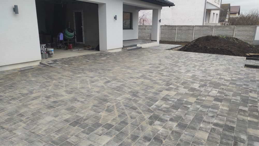 Укладка тротуарной плитки