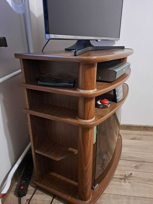 Szafka pod telewizor