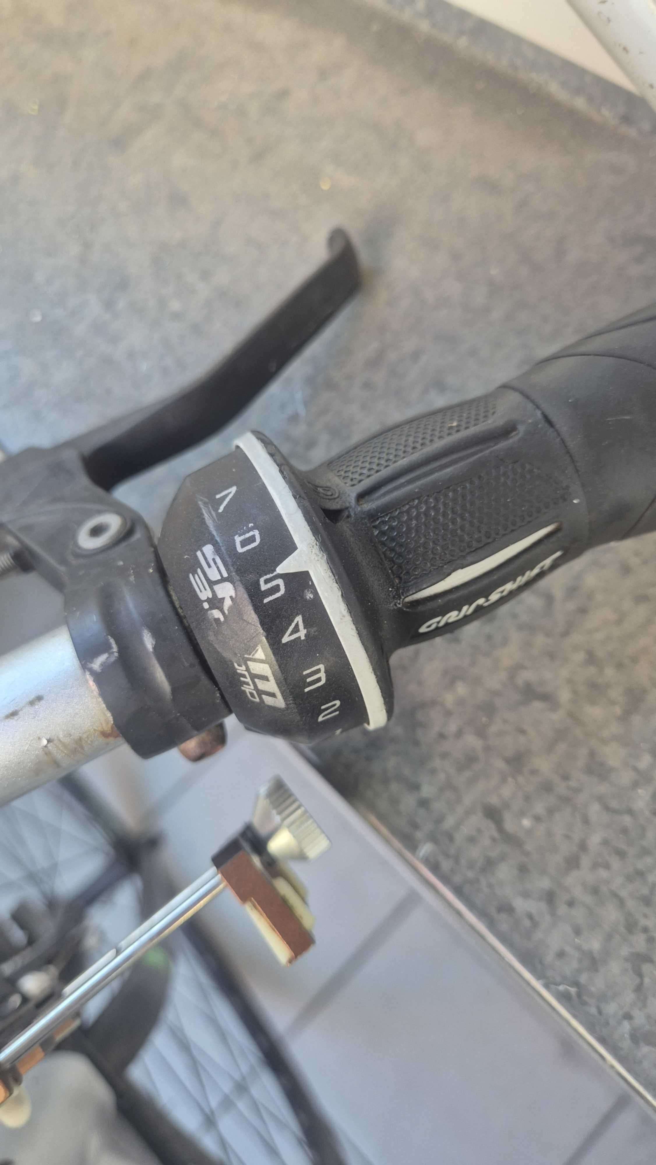 Rower miejski/szosowy/fitness BTWIN FIT3 Grey 57