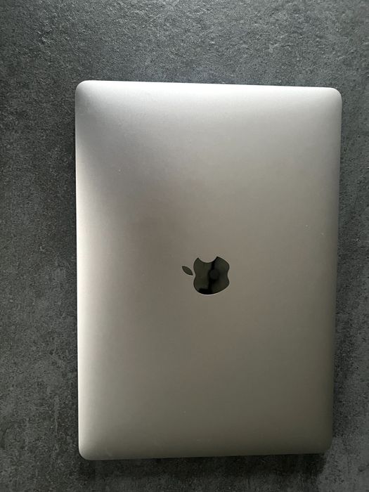 MacBook Air M1 2021 • 512GB SSD • Space Gray