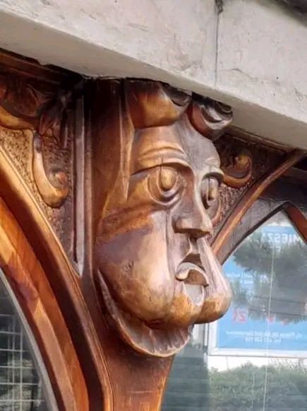 Rzezbienie w drewnie