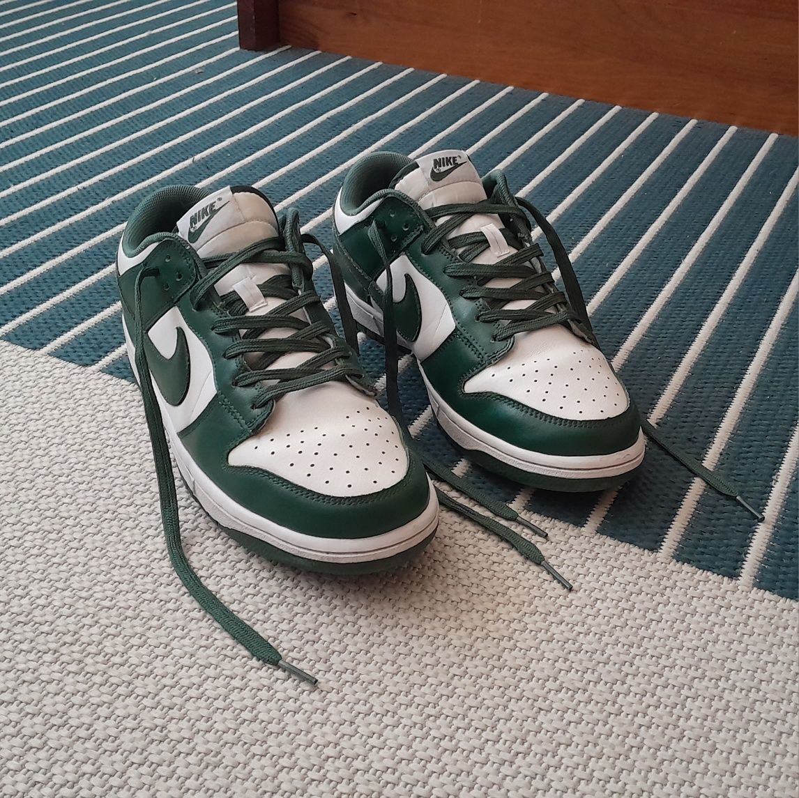 Nike Dunk Low "Team Green" Sneakers
Dunk Low "Team Green" sneakers
Dun