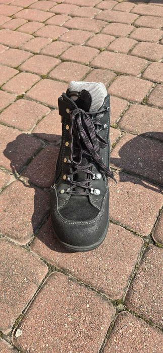 Buty robocze z blachą firmy Stuco rozmiar 41