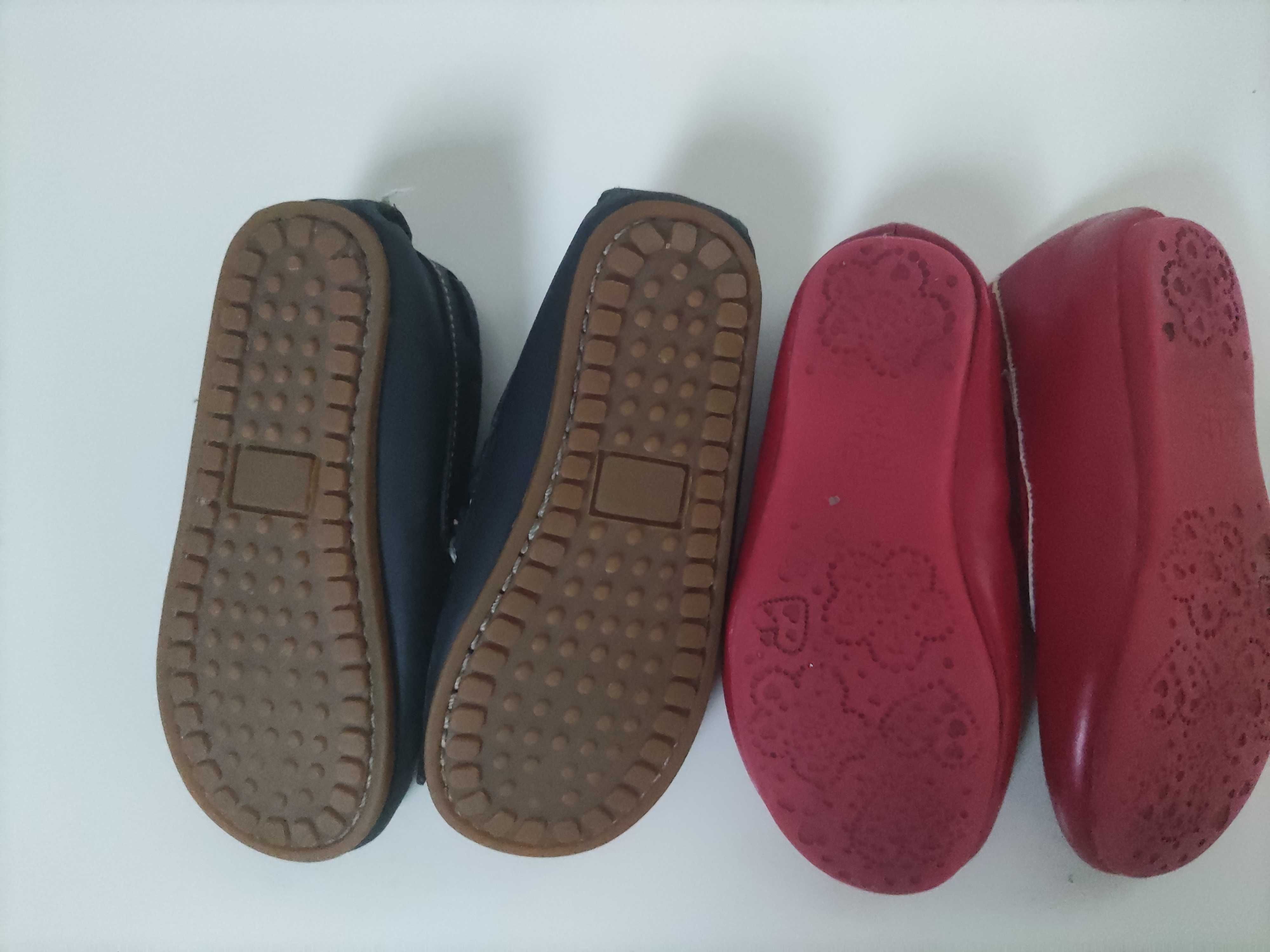 Sapato mocassim e saberina 21 e 22