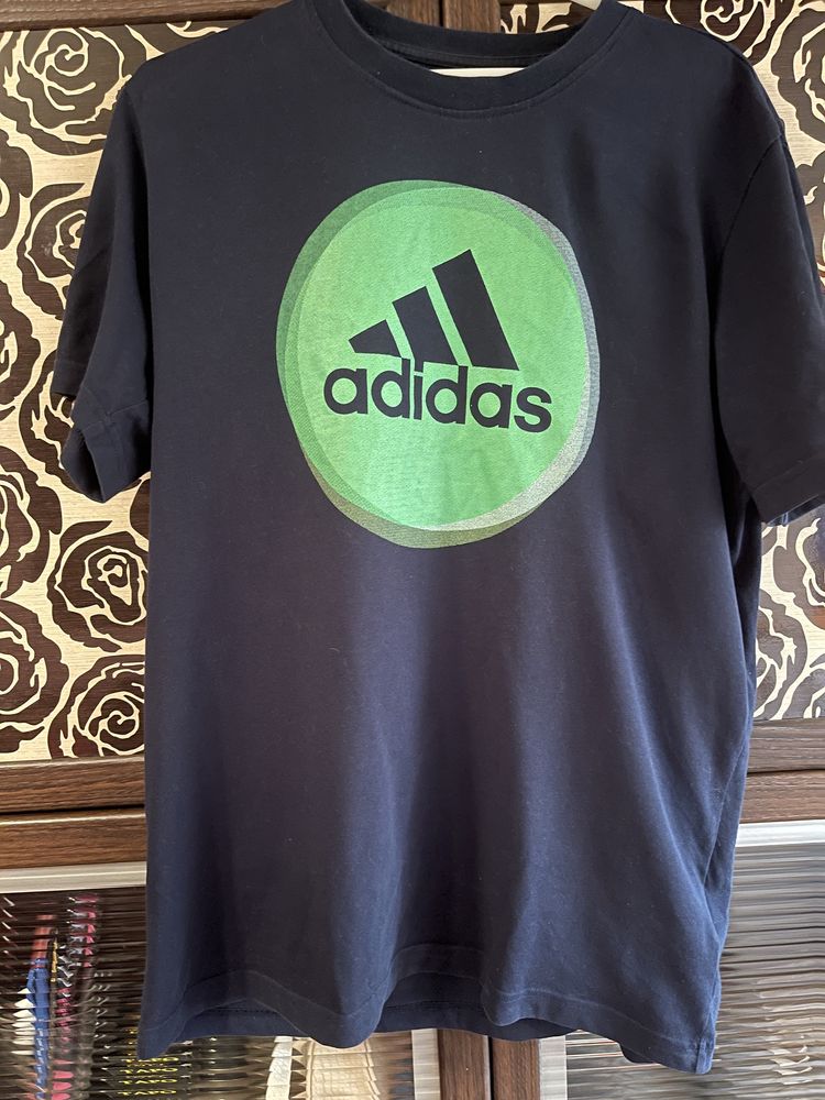 Футболка adidas