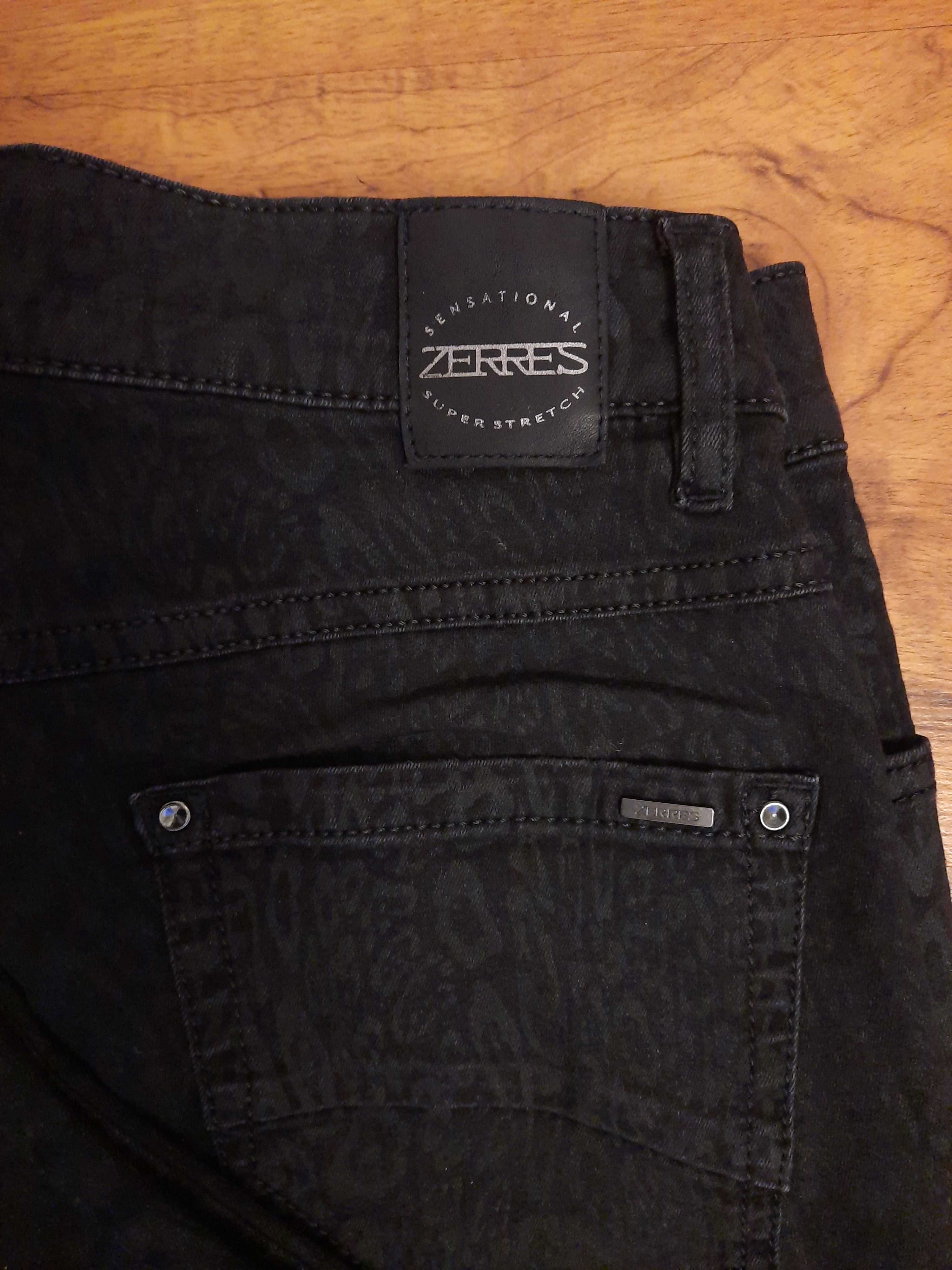Czarne spodnie jeansowe jeansy ze wzorkami Sensational by Zerres 36
