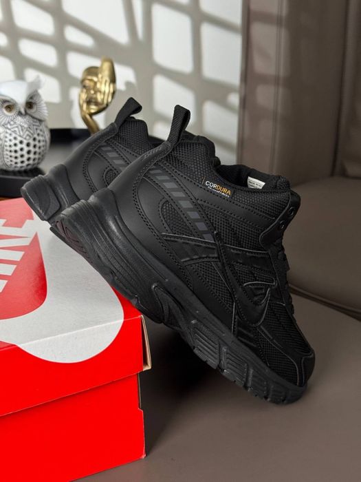 Чоловічі кросівки найк Nike Initiator High Fur All Black [41-46]