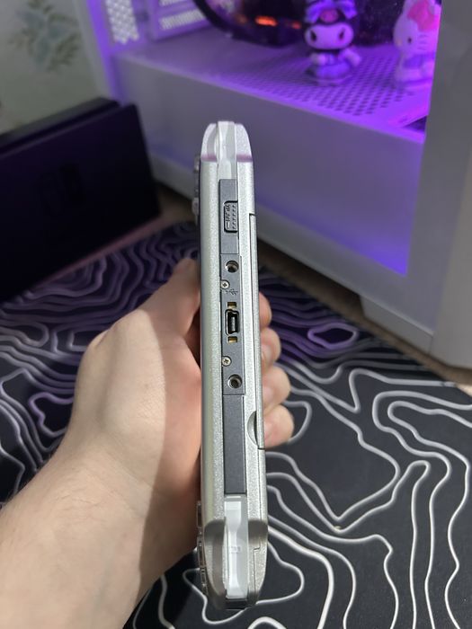 Psp 3000 64 gb + 100 игр идеал в сером цвете