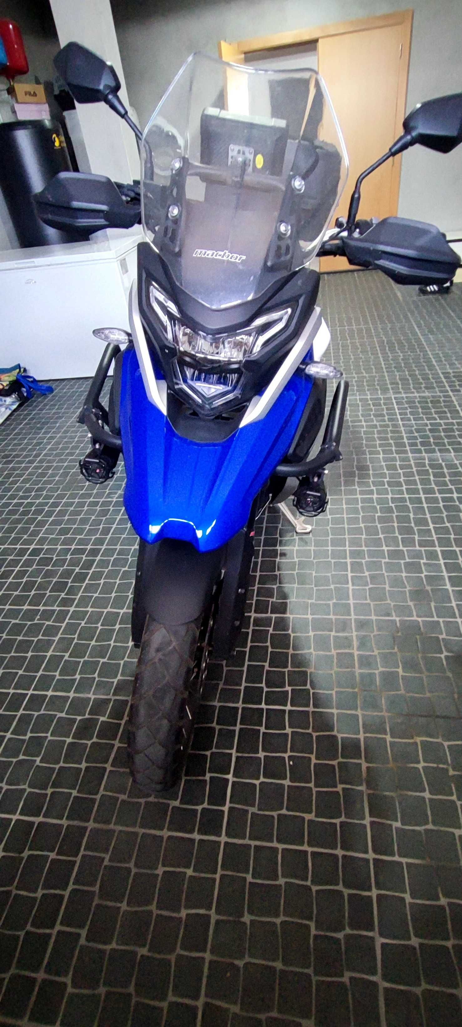 Macbor Montana XR5