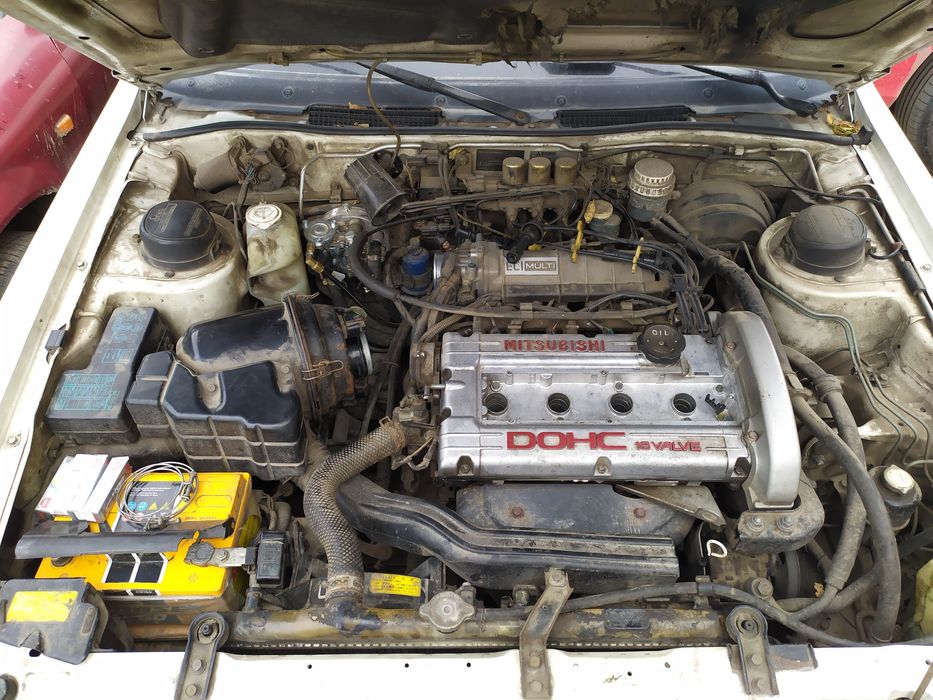 Запчастини до двигунів 4G63 4G37 4D65td Mitsubishi Galant E3