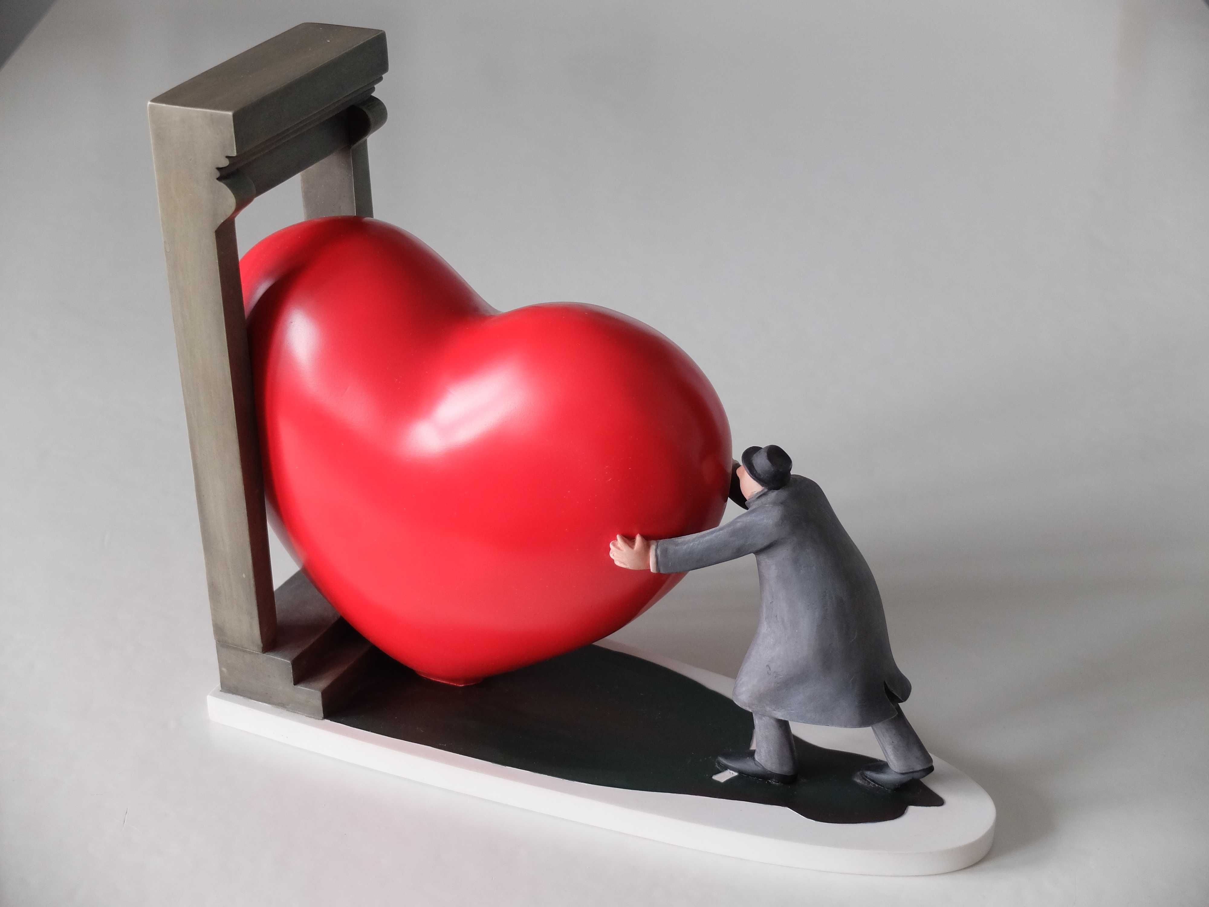 Статуетка Bringing Love Home ручної роботи від Berit Kruger-Jonsen