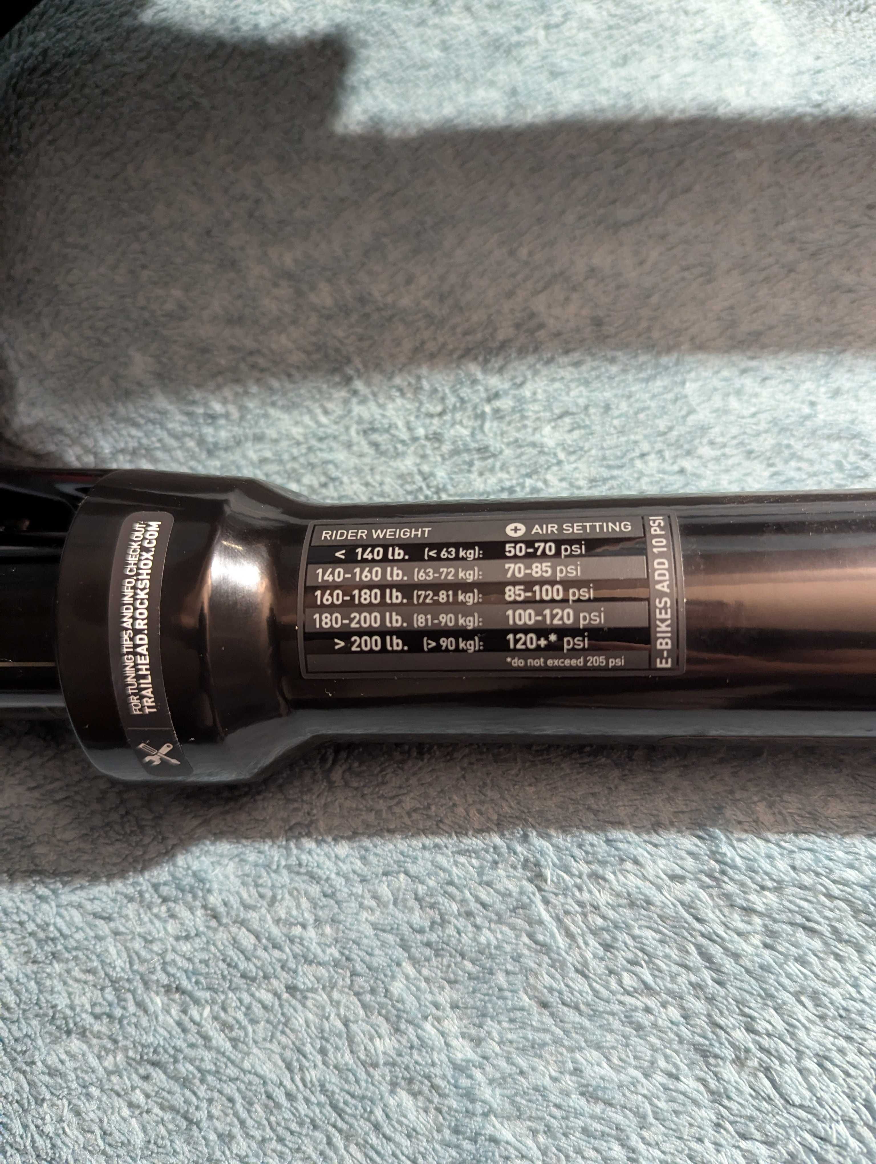 RockShox Recon RL 29" DebonAir 100 Tapered Boost