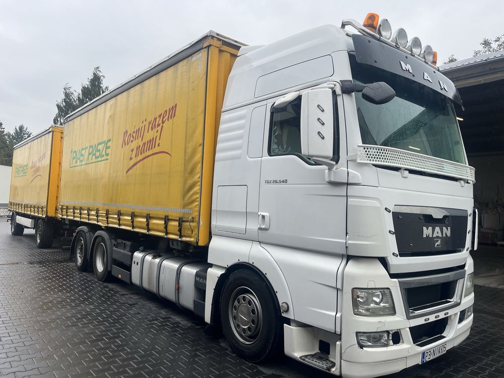 Sprzedaw zestaw Man 26-520 wraz z przyczepa