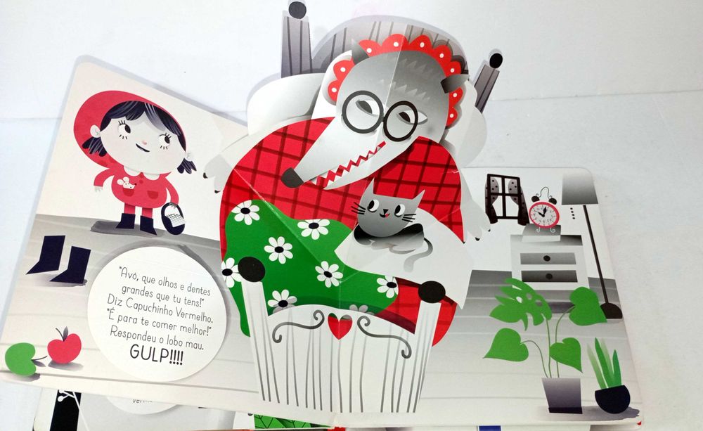 Capuchinho Vermelho - Conto de Fadas com Pop-Up