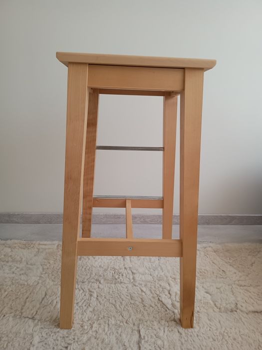 Stołek IKEA barowy drewniany stan idealny