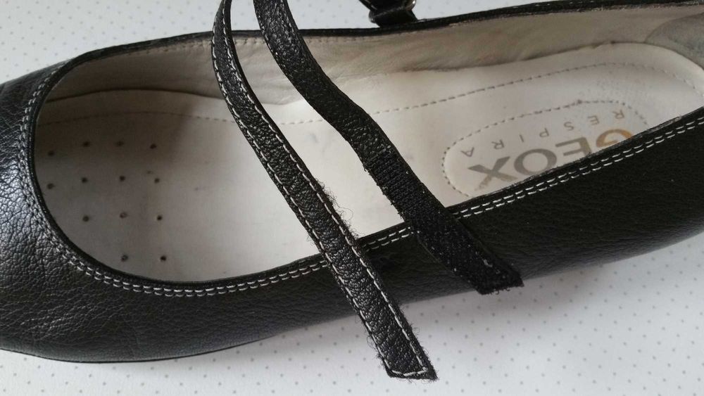 Кожаные балетки GEOX