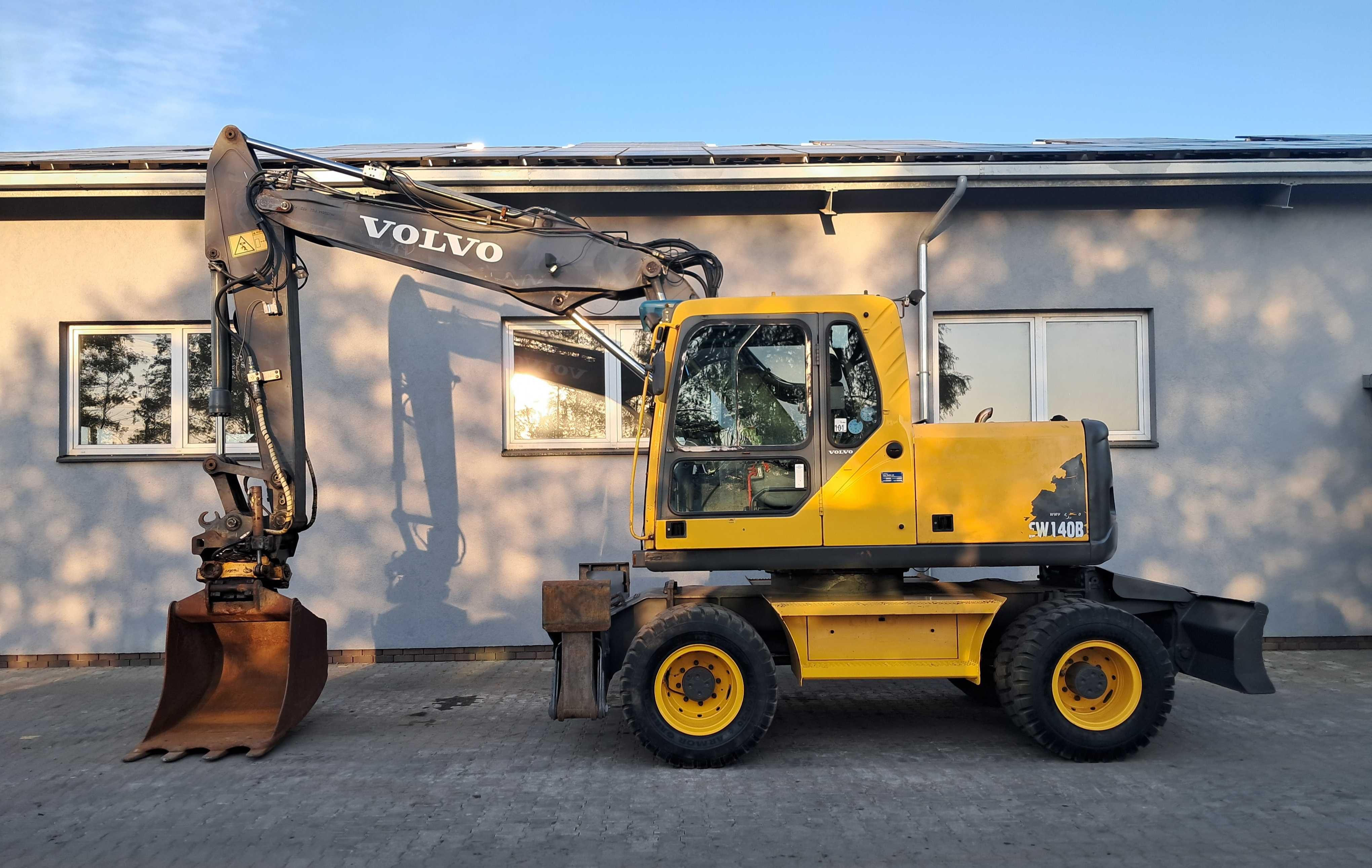 VOLVO EW 140 B 7261H Oryginał ROTOTILT ENGCON Podpory + Pług GPS 3D