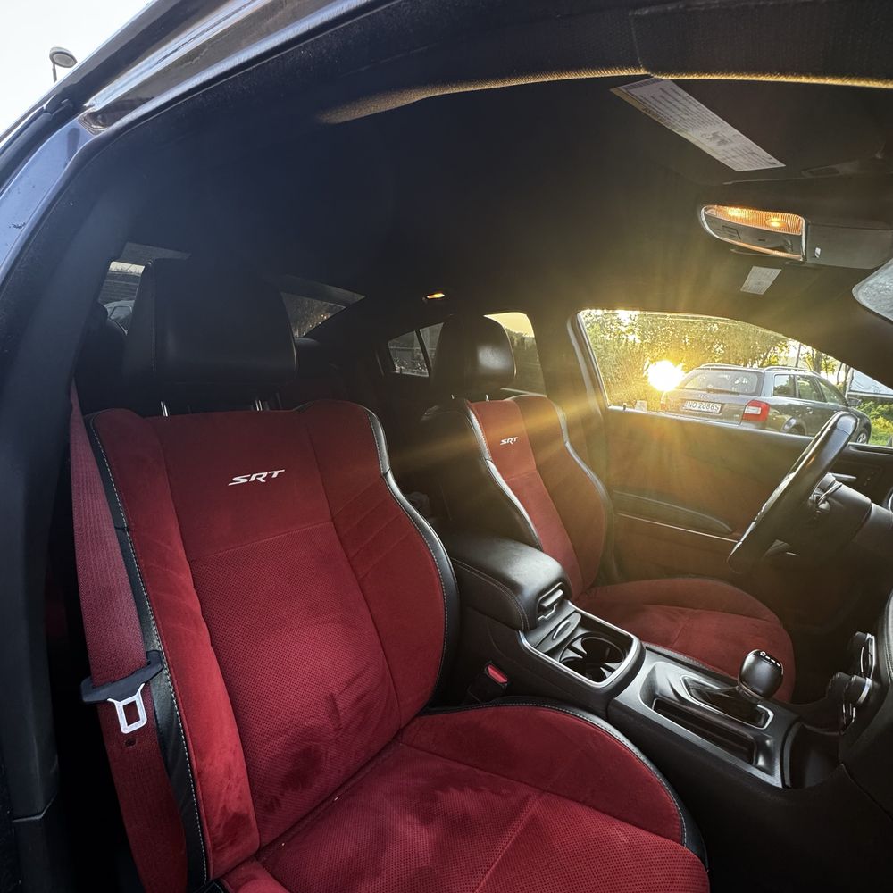 Dodge Charger SRT