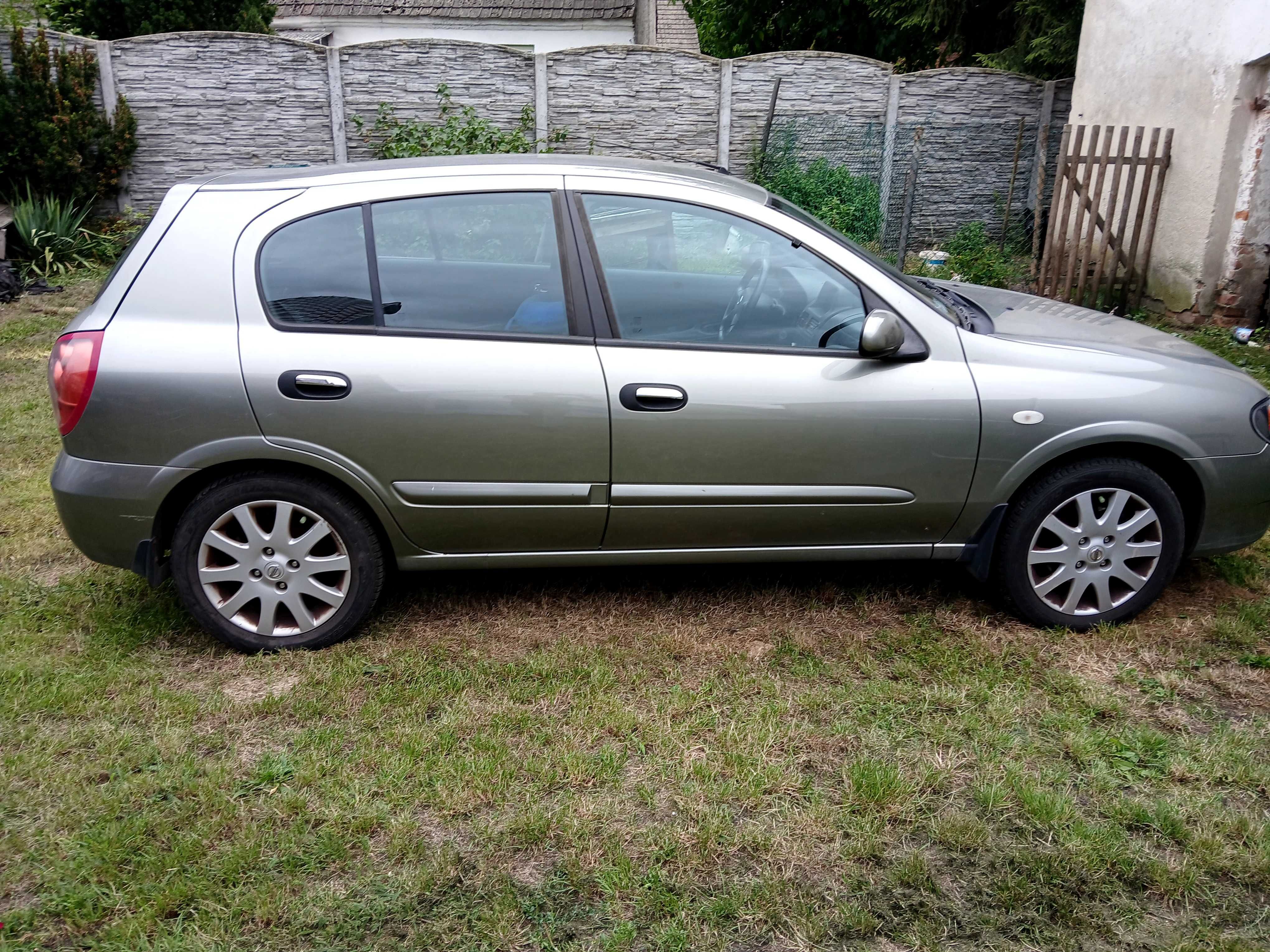 Sprzedam nissan almera