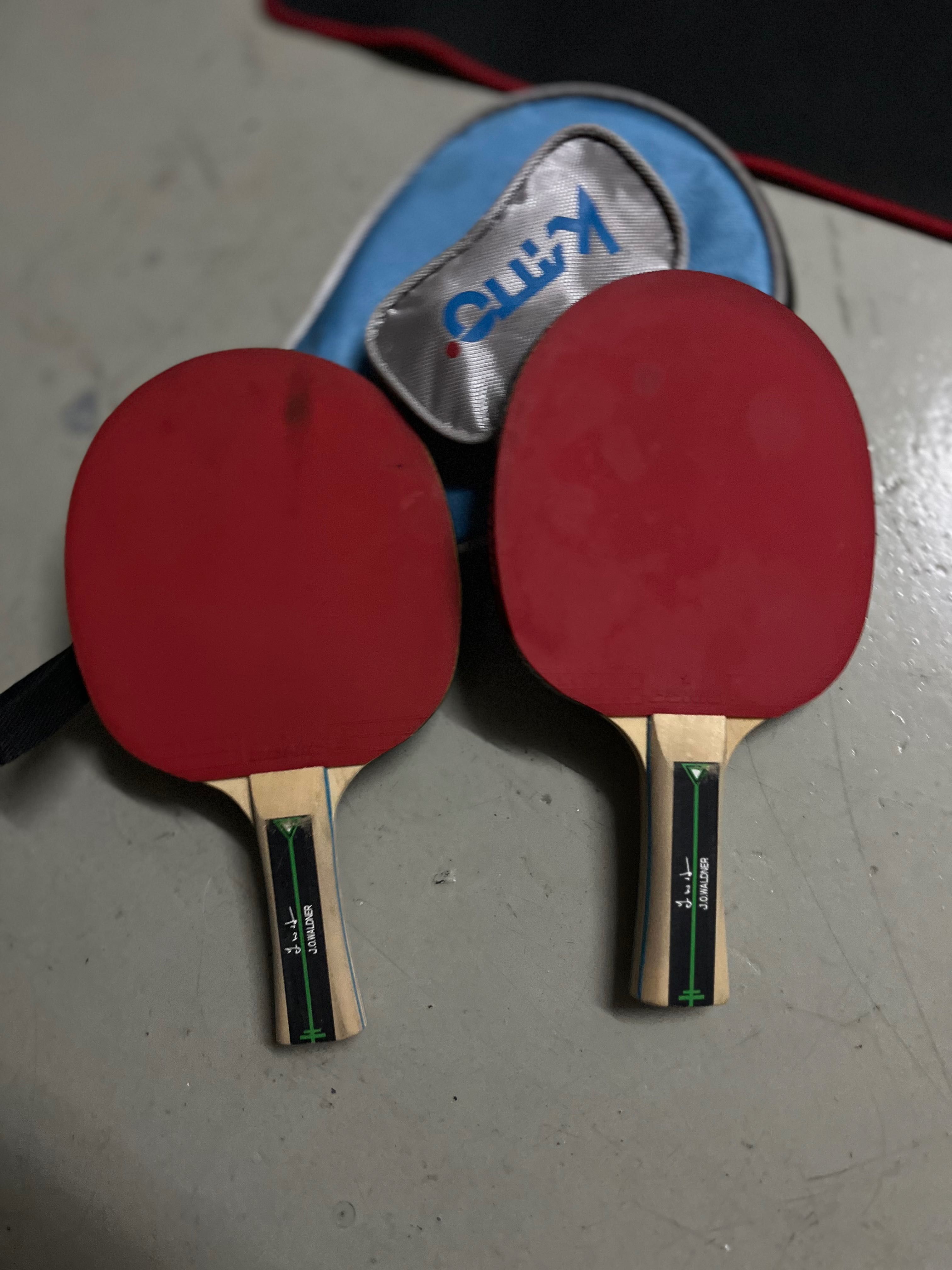 2 raquetes ping pong com bolsa e 3 bolas - em excelente estado!