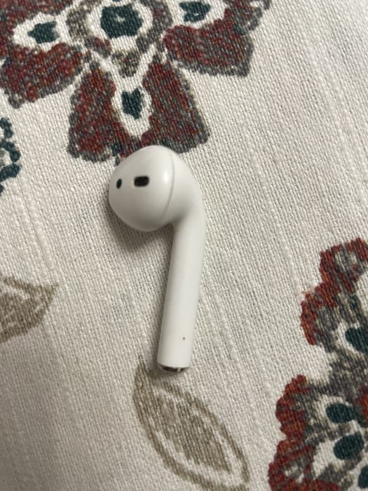 Навушник правий Airpods 2