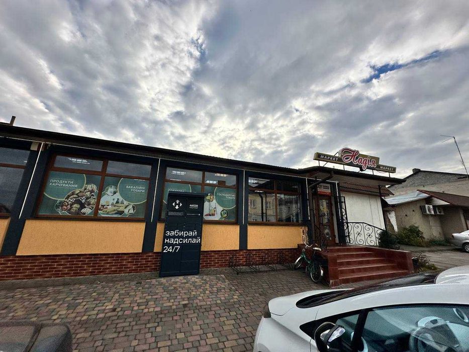 Оренда комерційного приміщення 250 кв.м у центрі Радехова Тарнавського