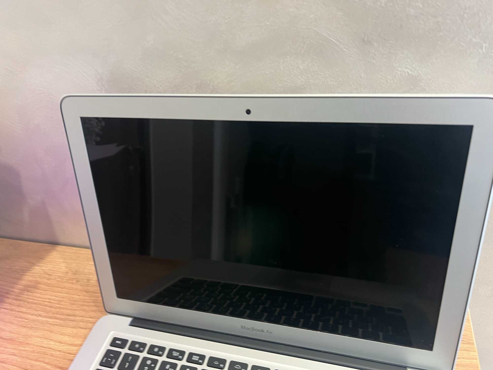 MacBook Air Core I5, новий стан! Потужний Без дефектів! Перевірен