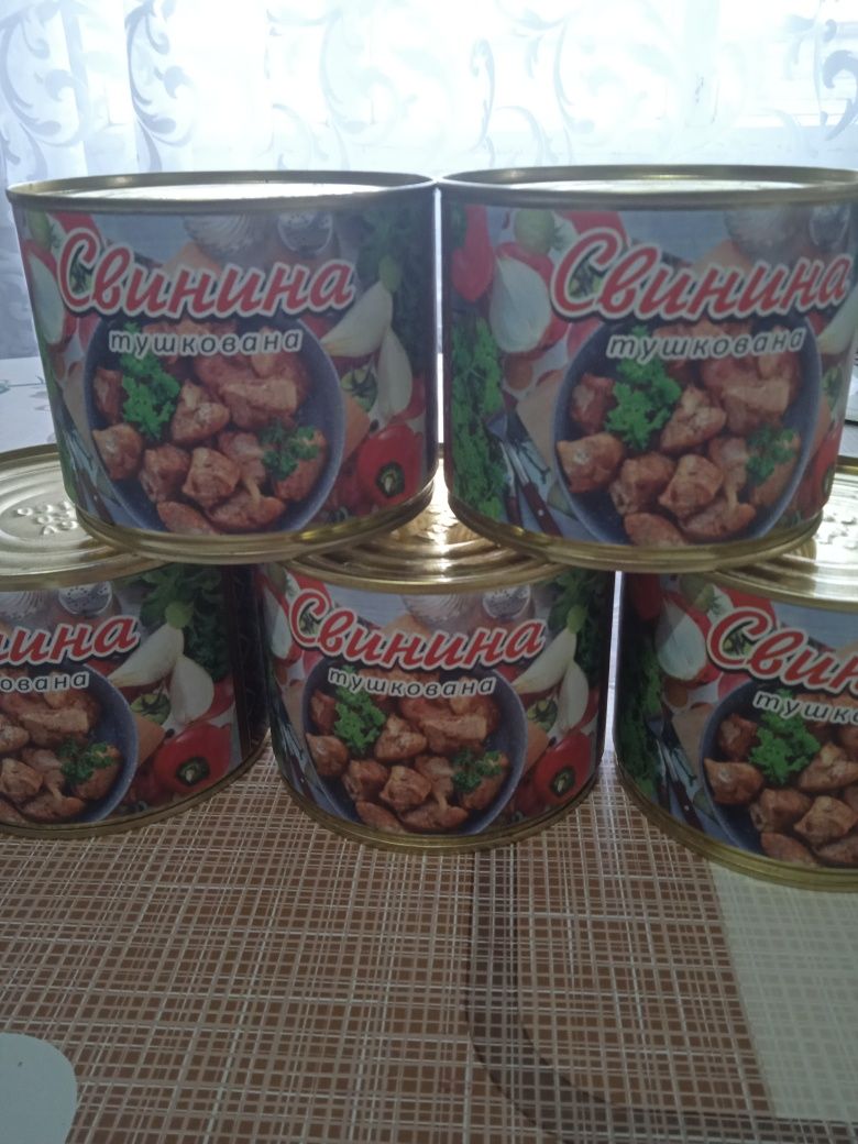 Продам тушонку свинну