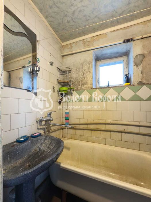 Будинок 1 поверх, 4 кімнати. Ділянка — 26 соток. Під ремонт. Бориспіль