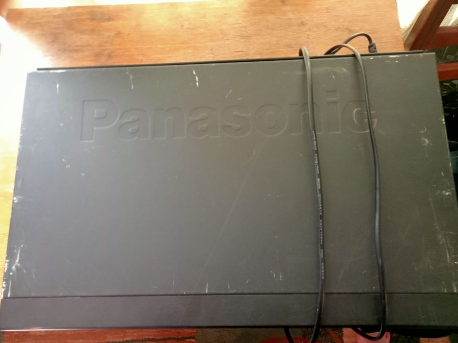 Продам видеомагнитофон Панасоник