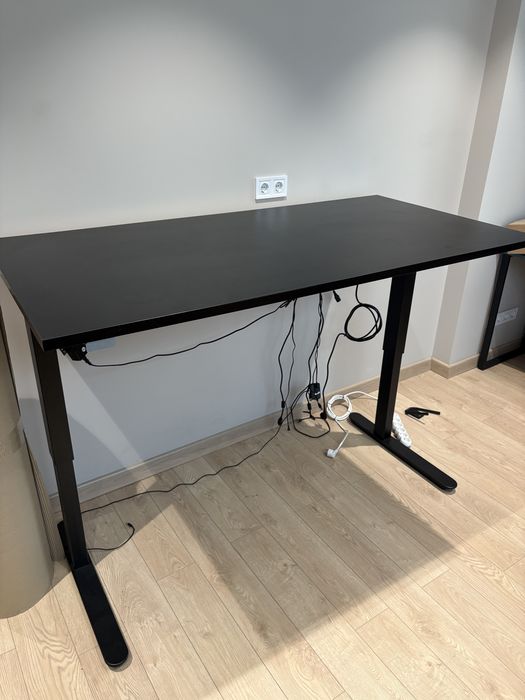 Стол с регулировкой высоты JYSK 160х80