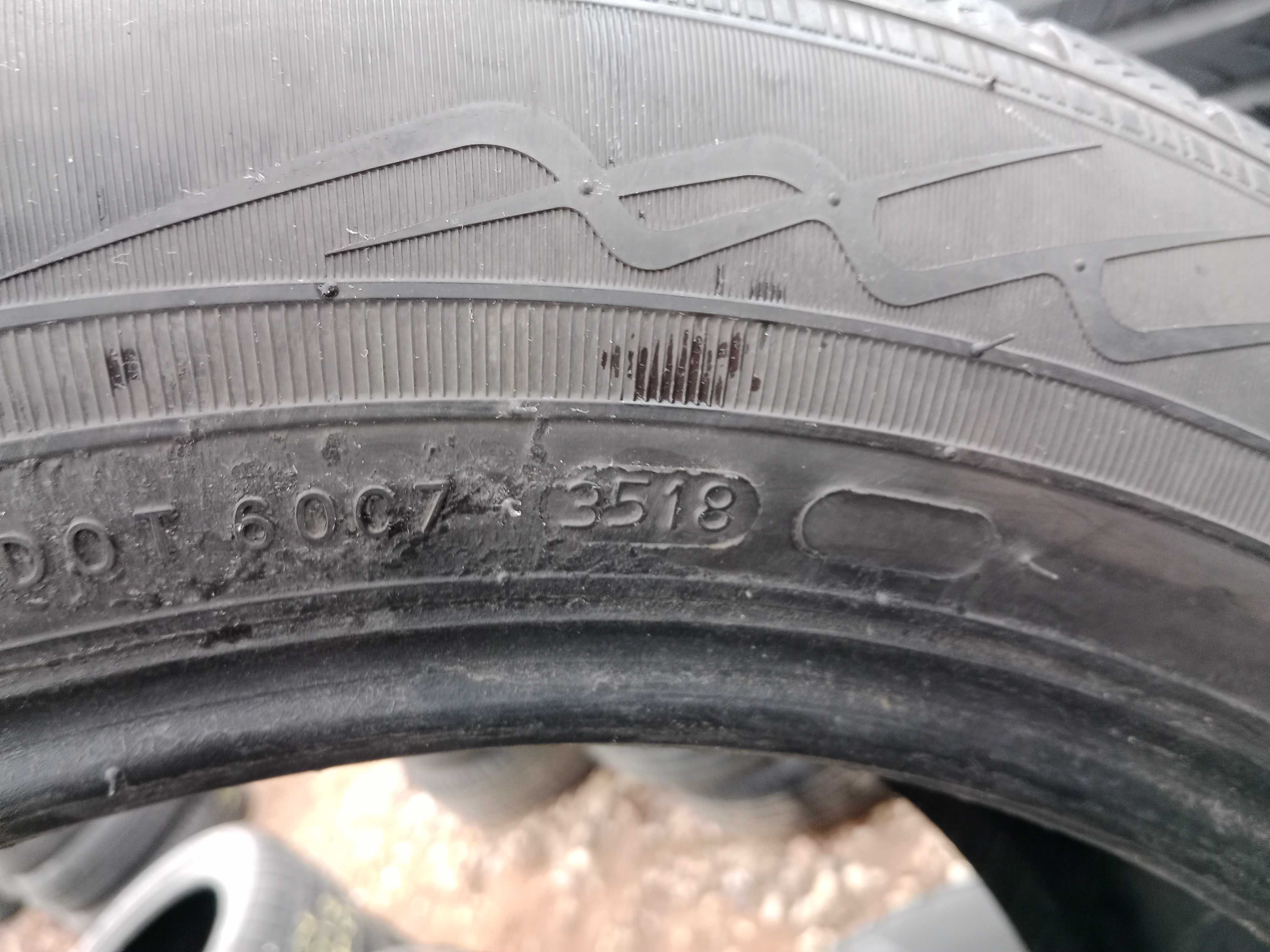 Opona używana 225/55R17 Nokian WR A4 FRT 1szt.