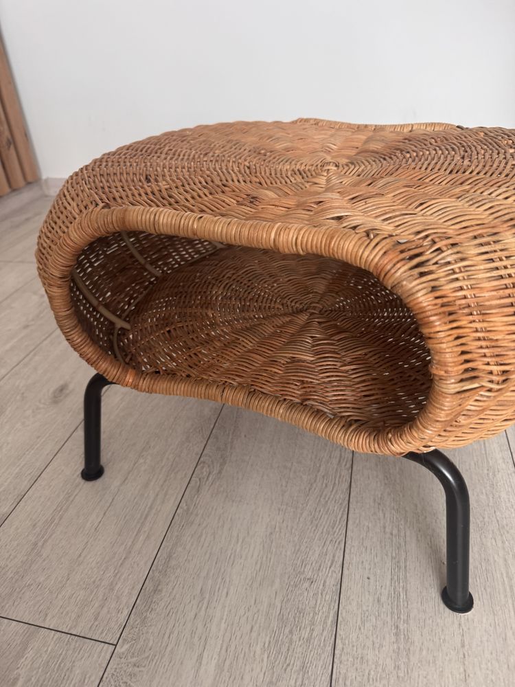 Podnóżek stolik wiklinowy Ikea