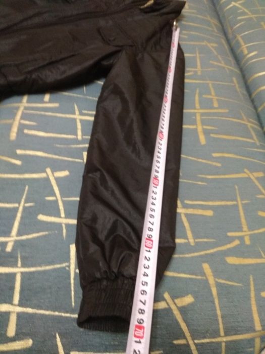 Куртка осень adidas 40/42 (черная)