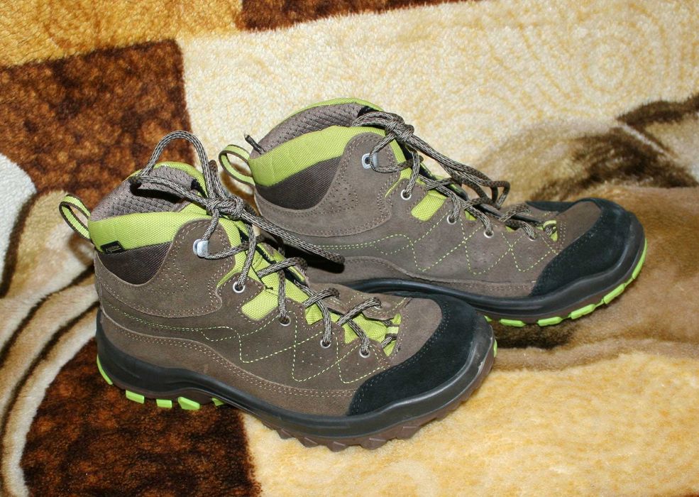 Ботинки кроссовки Garmont с мембраной Gore-Tex 37 р,подошва FLY