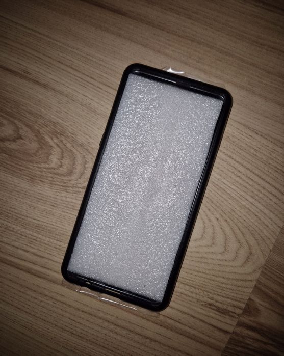 Nowe magnetyczne etui Samsung Galaxy S10