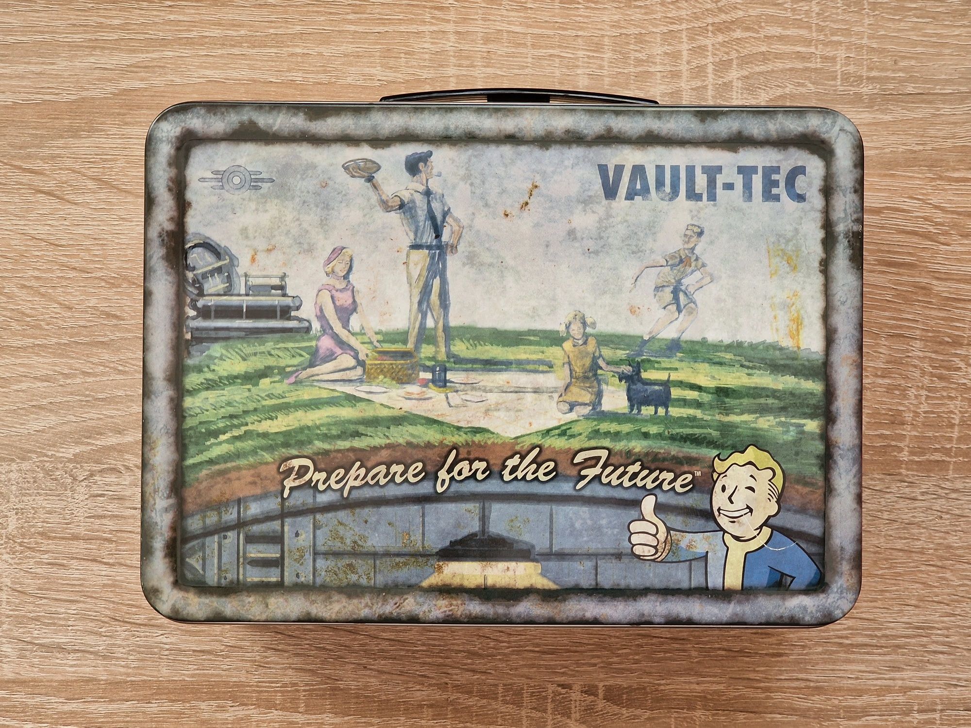 Fallout 3 edycja kolekcjonerska pudełko lunchbox + unikatowa figurka