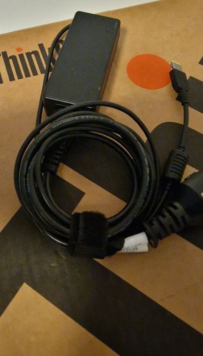 ThinkBook 15I i5 1035G4 8 GB  128 SSD+ 500 Gb W11-Office Pro Plus