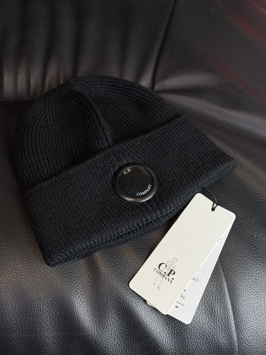 Універсальні шапки