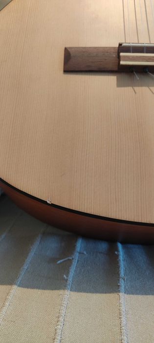 Guitarra Yamaha C40M