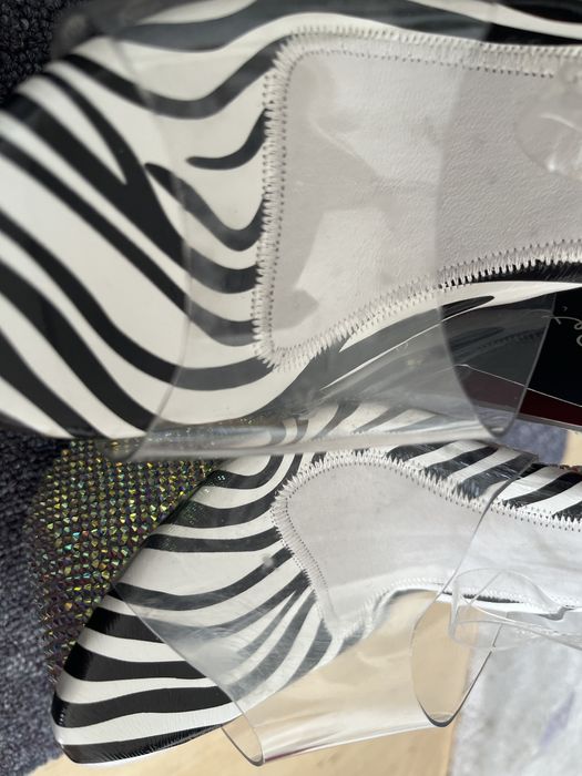 Buty na platformie r. 39 nowe transparentne jak pleaser zebra Roxie