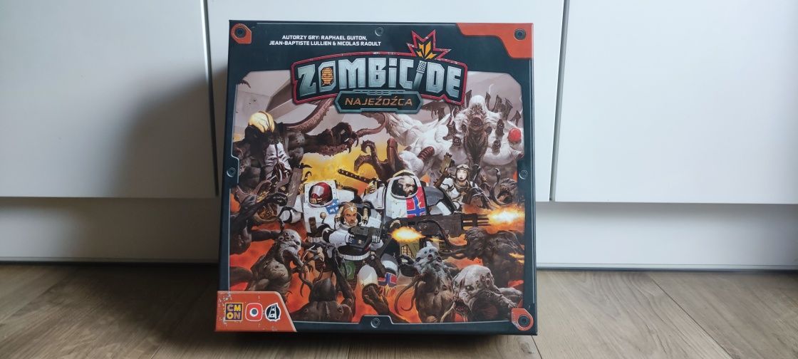CMON Zombicide Najeźdźca Pomalowany